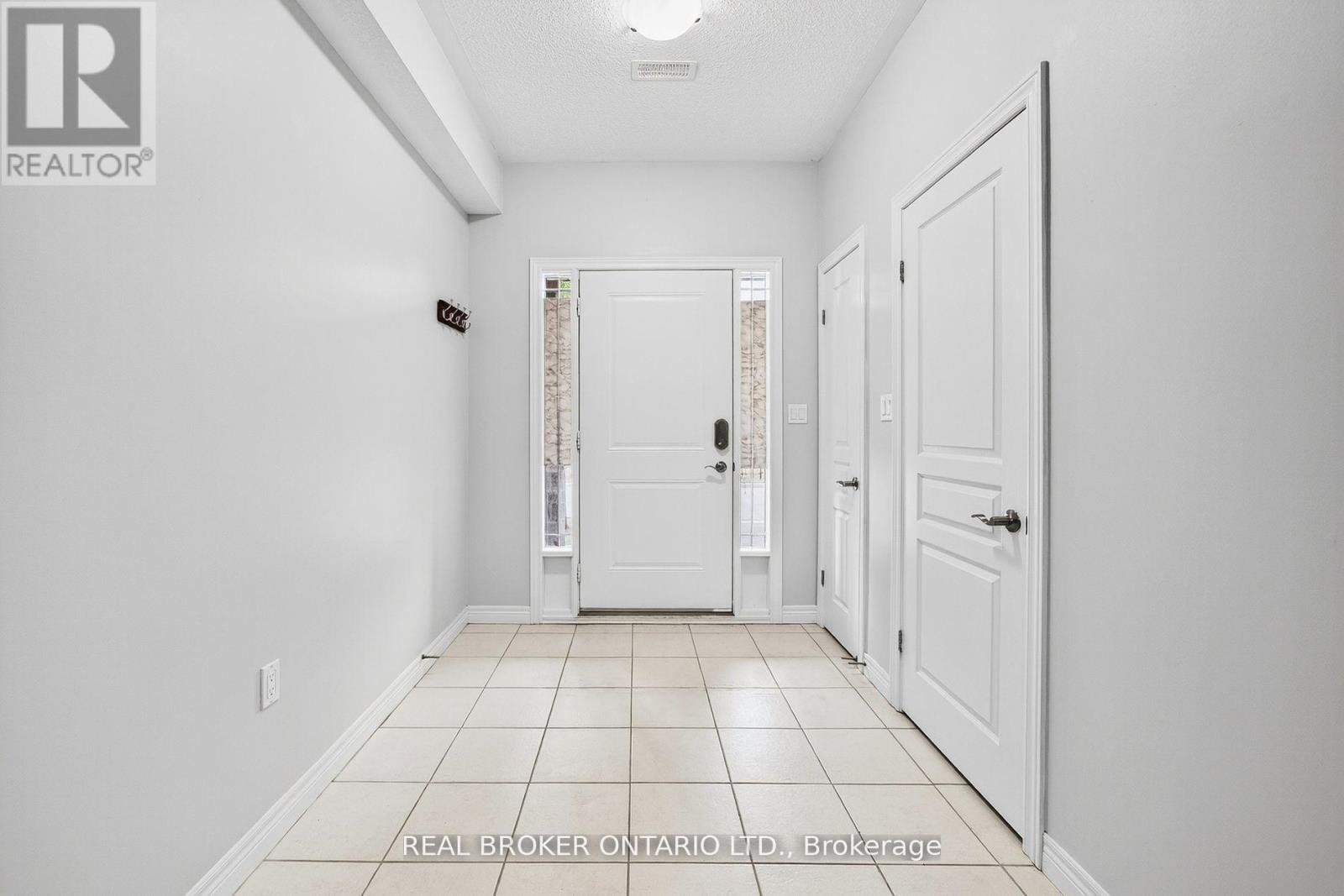 7 Ladybell Lane, Hamilton, Ontario L0R 1P0 - Photo 28 - X12472878