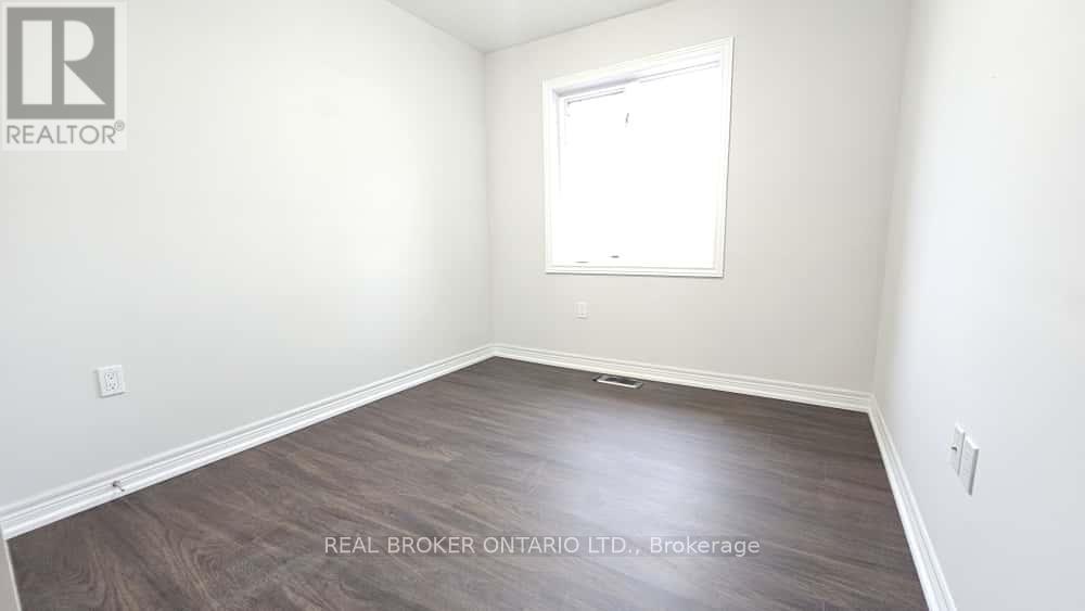 7 Ladybell Lane, Hamilton, Ontario L0R 1P0 - Photo 18 - X12472878