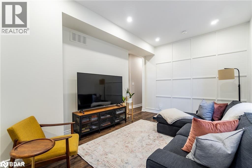 163 Wentworth Street N Unit# Main, Hamilton, Ontario L8L 5V6 - Photo 2 - 40785778