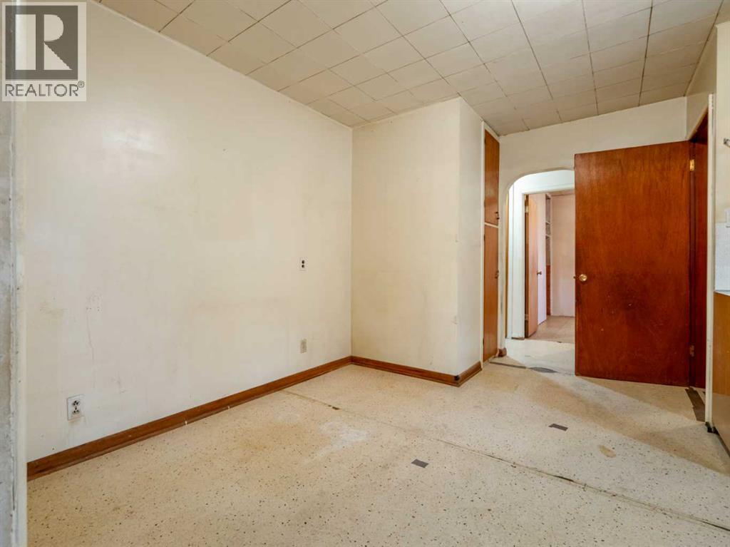 609 Stafford Drive, Lethbridge, Alberta  T2X 1W5 - Photo 10 - A2268639