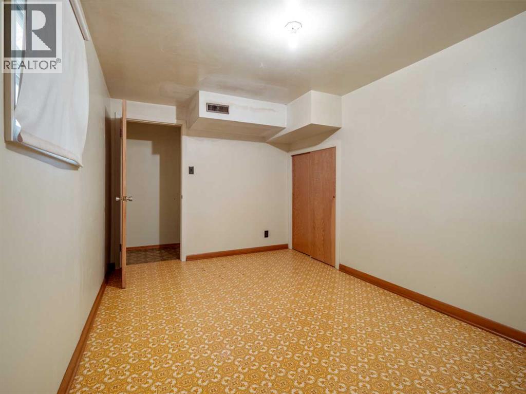 609 Stafford Drive, Lethbridge, Alberta  T2X 1W5 - Photo 41 - A2268639