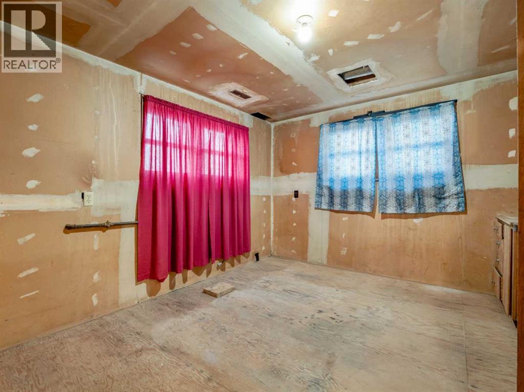 609 Stafford Drive, Lethbridge, Alberta  T2X 1W5 - Photo 33 - A2268639