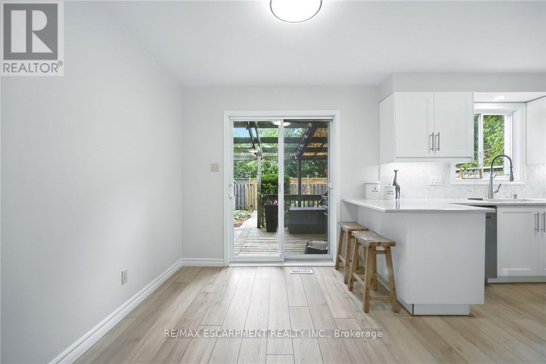 38 Locke Street S, Hamilton, Ontario  L8P 3Z8 - Photo 18 - X12526644