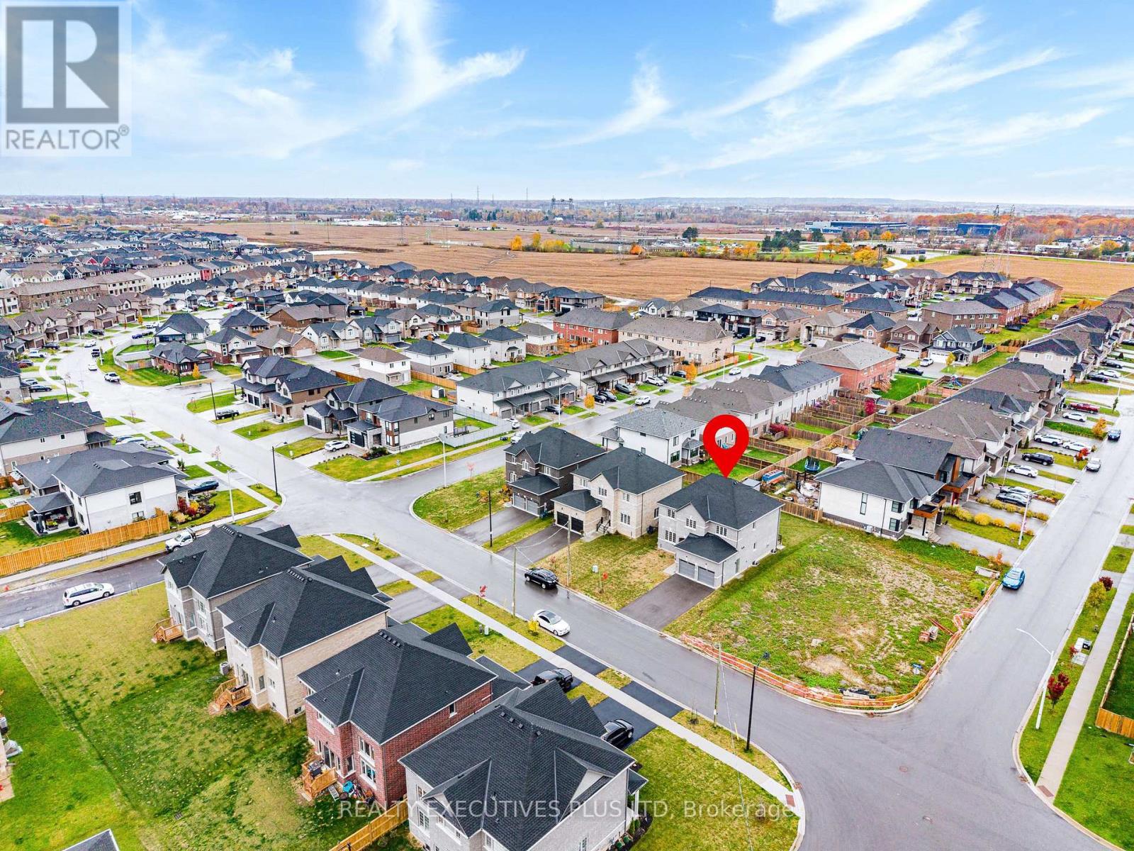 15 Venture Way, Thorold, Ontario  L2V 0G9 - Photo 5 - X12526646