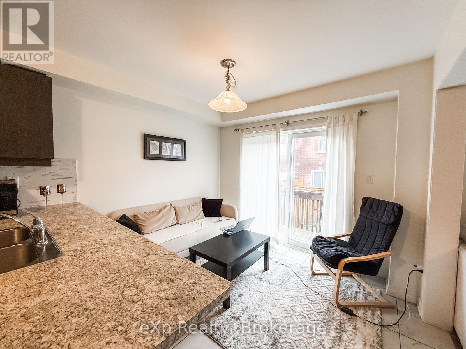 296 Murlock Heights, Milton, Ontario L9E 1C2 - Photo 3 - W12526666