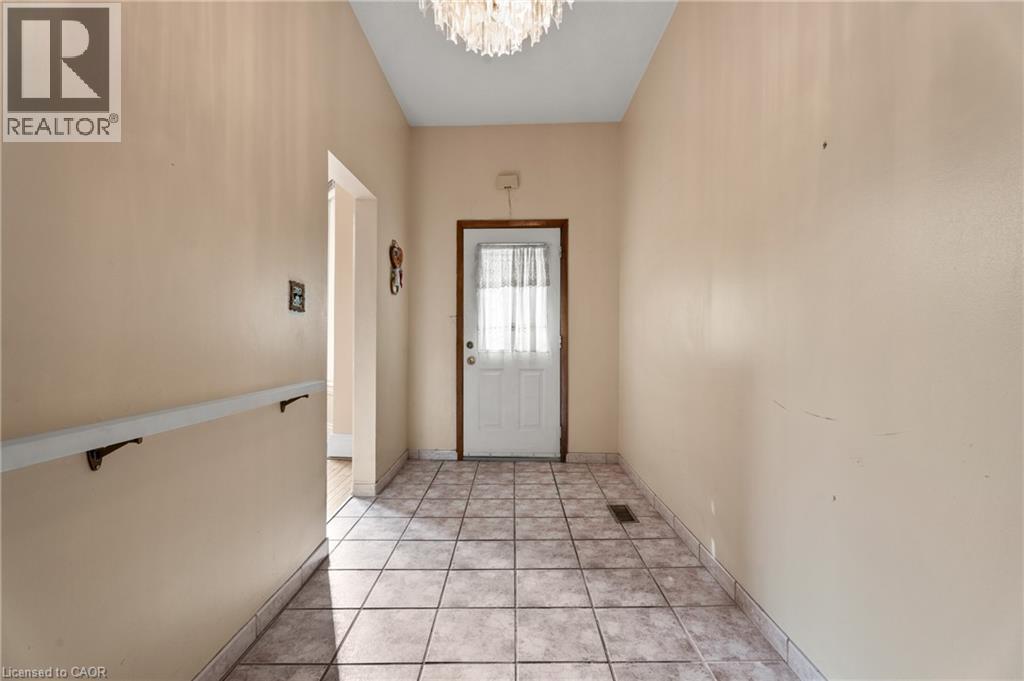 241 Robert Street, Hamilton, Ontario  L8L 2R2 - Photo 4 - 40784748