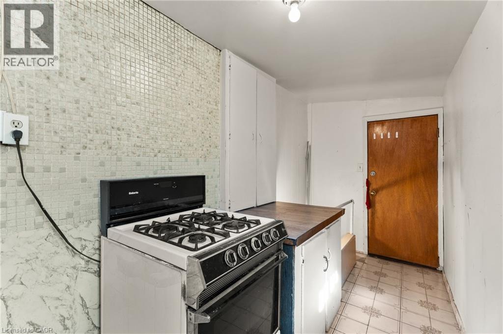 241 Robert Street, Hamilton, Ontario  L8L 2R2 - Photo 11 - 40784748