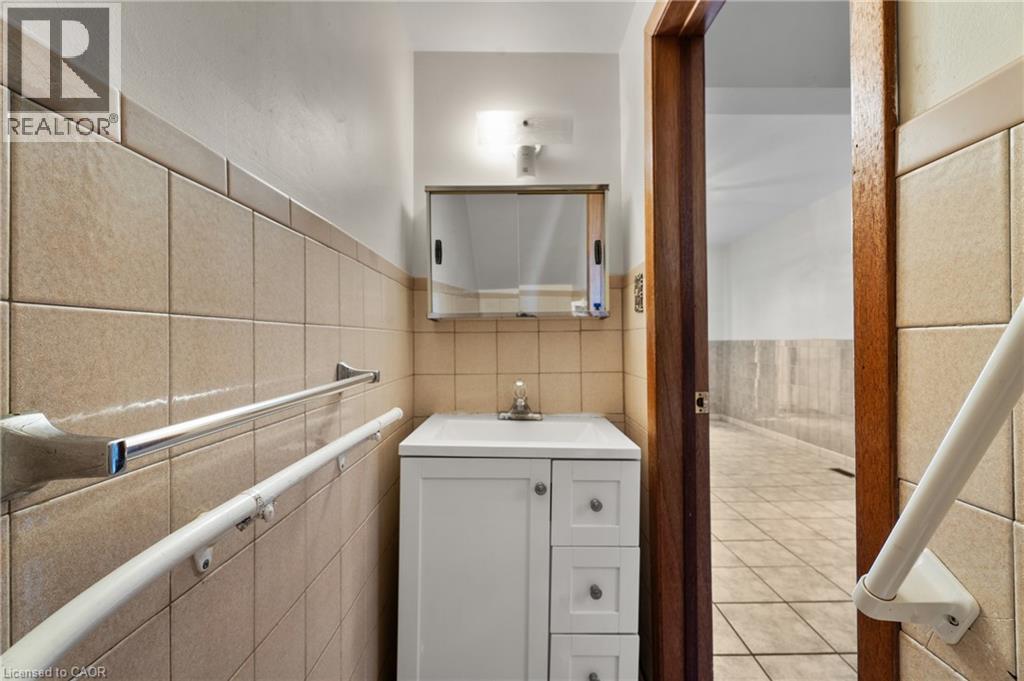 241 Robert Street, Hamilton, Ontario  L8L 2R2 - Photo 10 - 40784748