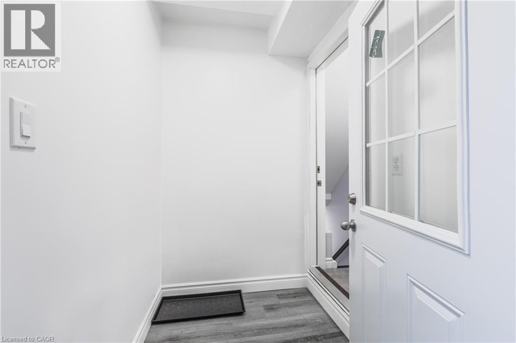 57 Bush Clover Crescent Unit# Lower Level, Kitchener, Ontario N2E 3P8 - Photo 4 - 40786891