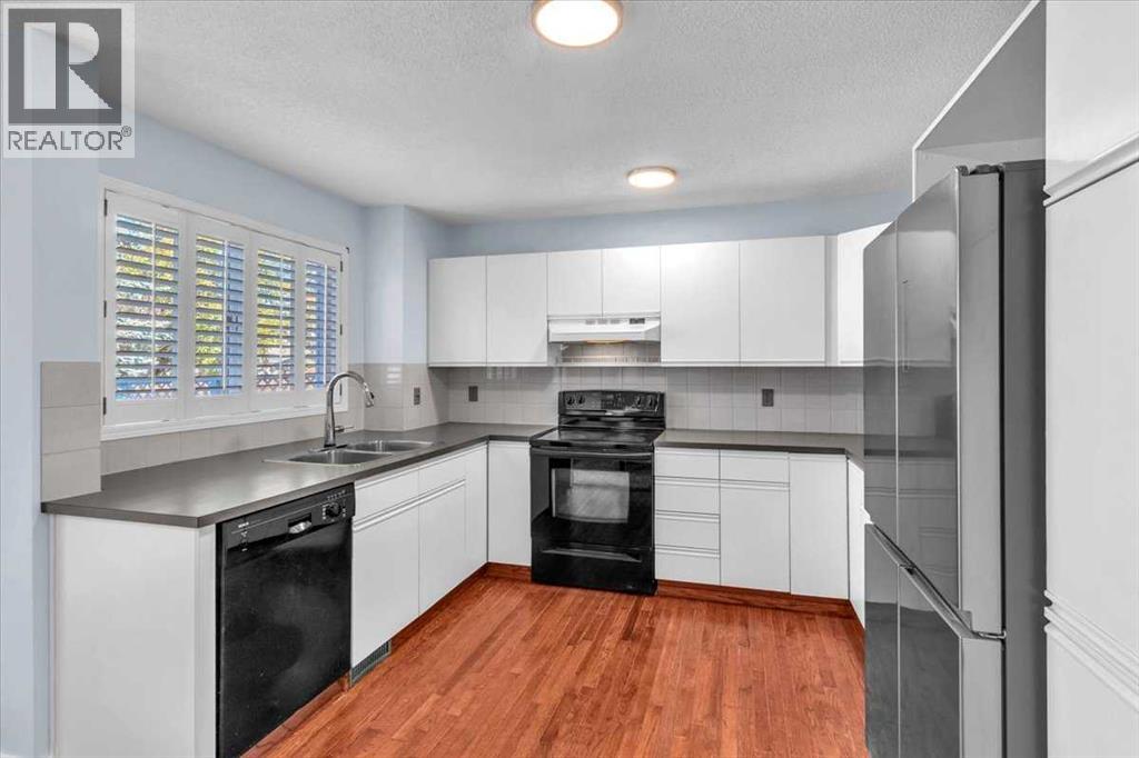 37 Douglasbank Rise Se, Calgary, Alberta  T2Z 2C5 - Photo 12 - A2264145