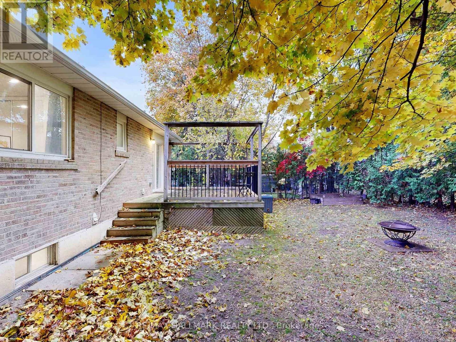 138 Armitage Drive, Newmarket, Ontario L3Y 5L7 - Photo 45 - N12520452