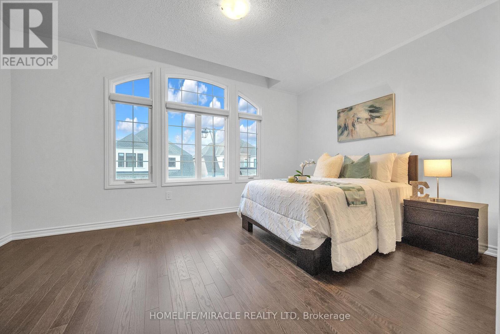 1536 Buttercup Court, Milton, Ontario L9E 2G3 - Photo 31 - W12523242