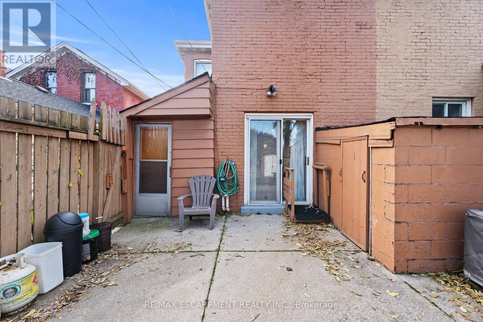 241 Robert Street, Hamilton, Ontario L8L 2R3 - Photo 26 - X12498698