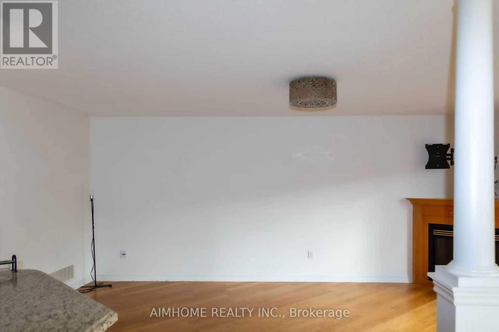 19 Durango Drive, Richmond Hill, Ontario  L4S 2W5 - Photo 6 - N12526674