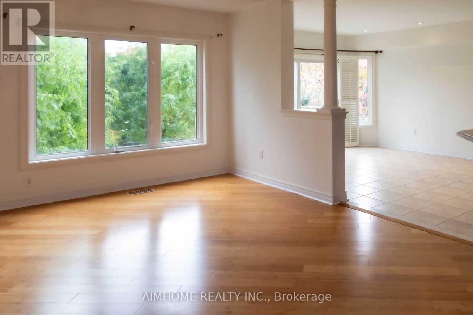 19 Durango Drive, Richmond Hill, Ontario  L4S 2W5 - Photo 9 - N12526674