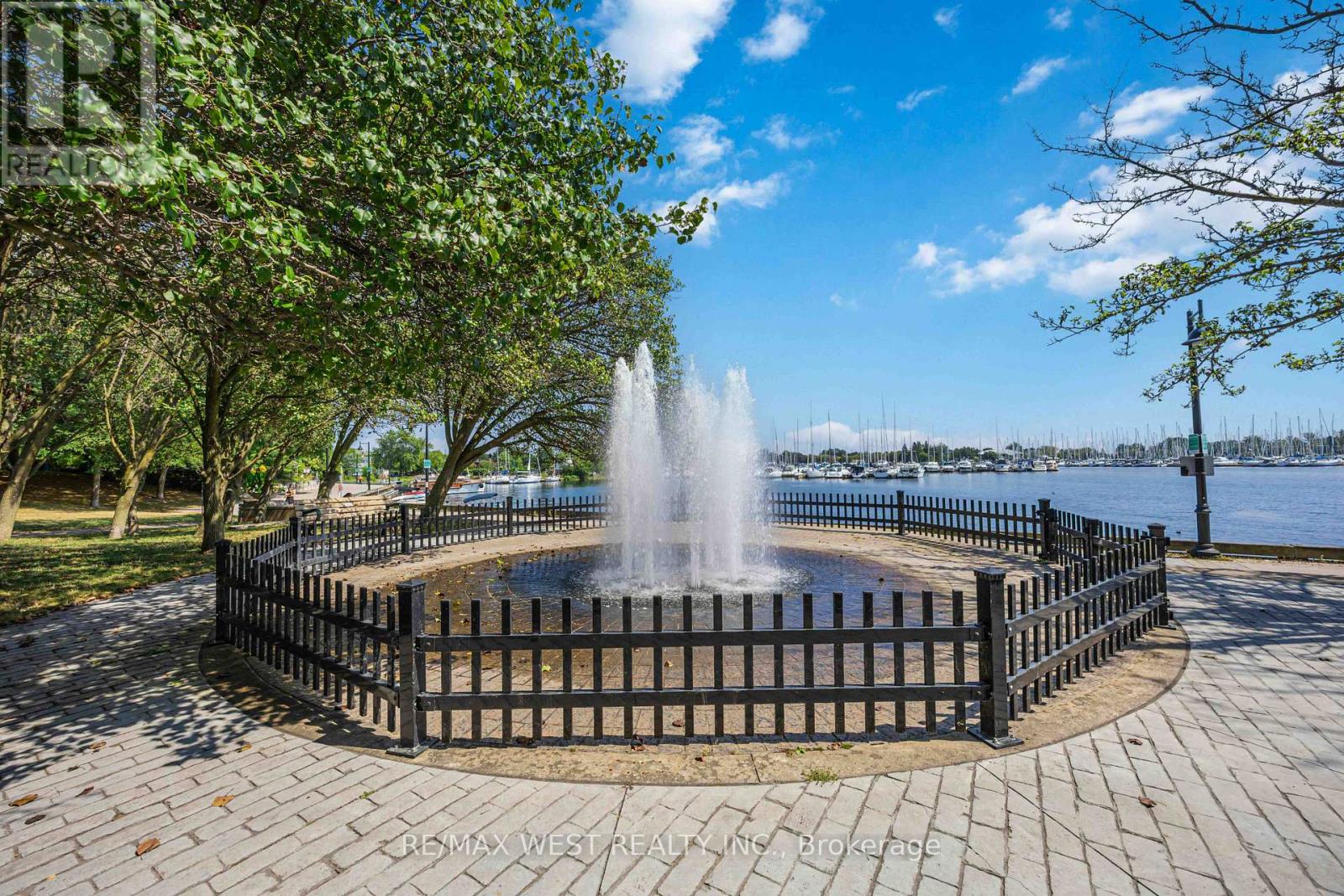 1608 - 2285 Lake Shore Boulevard W, Toronto, Ontario  M8V 3X9 - Photo 32 - W12526656