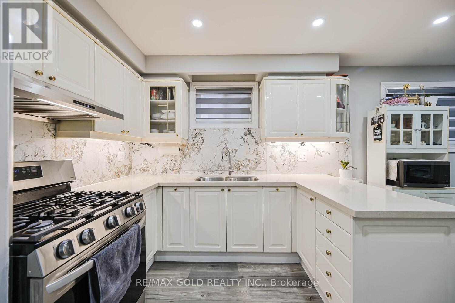 3724 Darla Drive, Mississauga, Ontario  L4T 2C9 - Photo 16 - W12526664