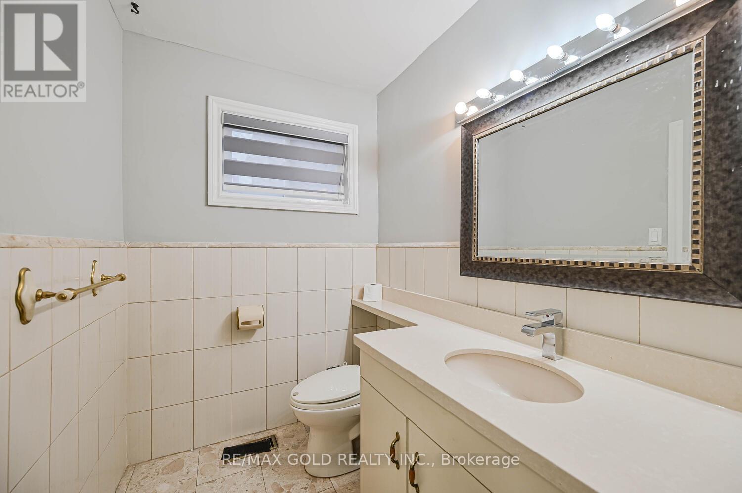 3724 Darla Drive, Mississauga, Ontario  L4T 2C9 - Photo 30 - W12526664