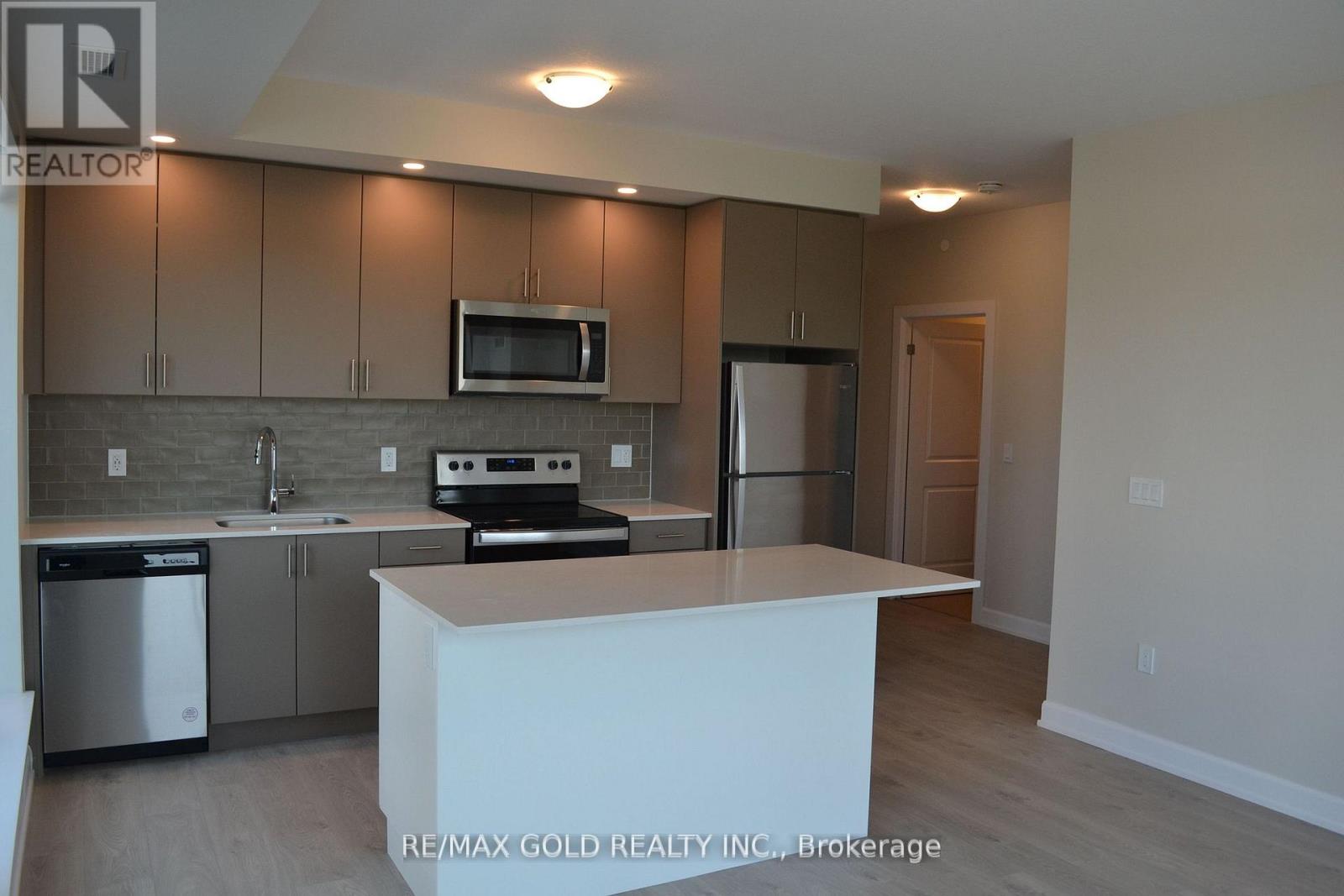 323 - 3200 William Coltson Avenue, Oakville, Ontario  L6H 7W6 - Photo 6 - W12526676