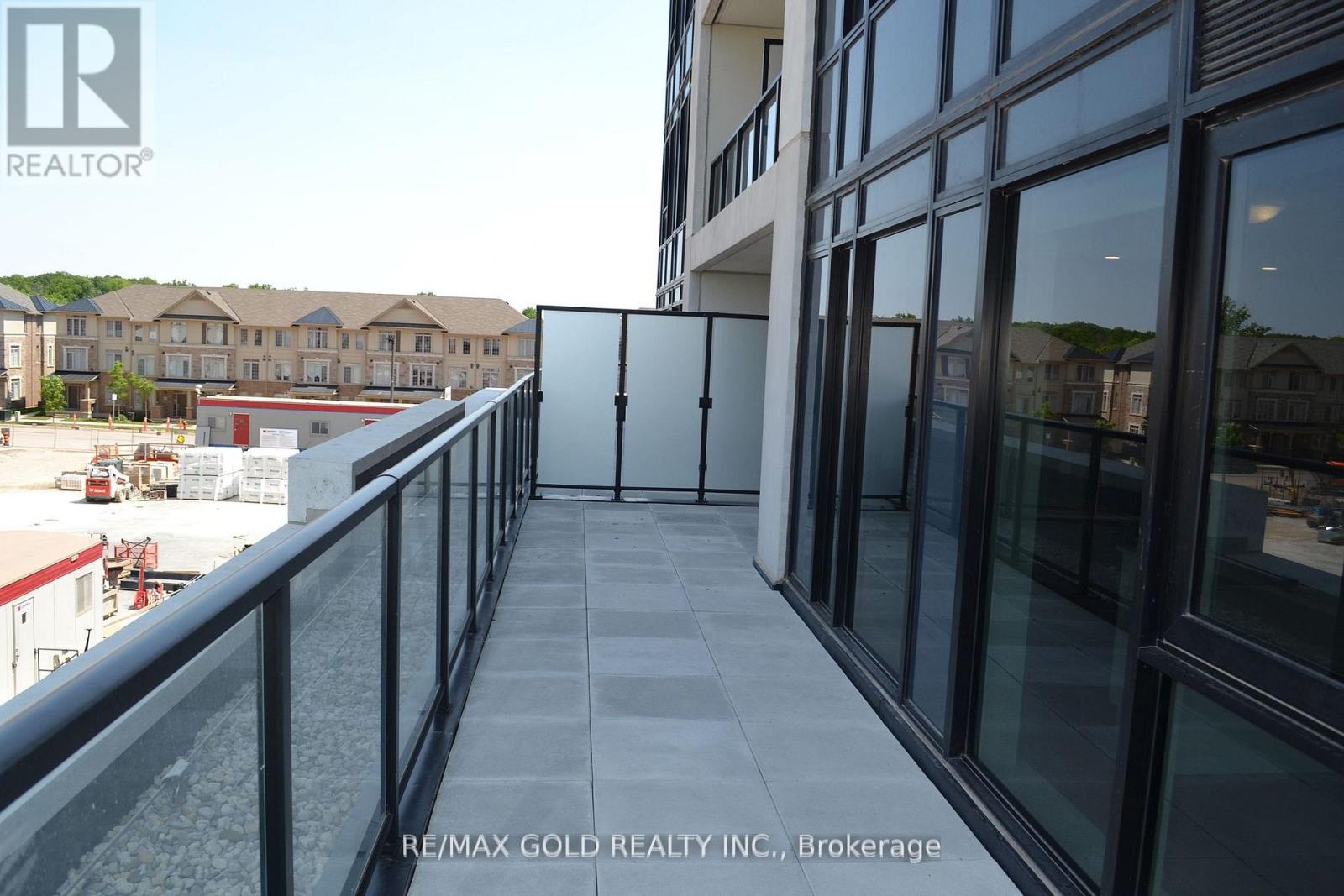 323 - 3200 William Coltson Avenue, Oakville, Ontario  L6H 7W6 - Photo 17 - W12526678