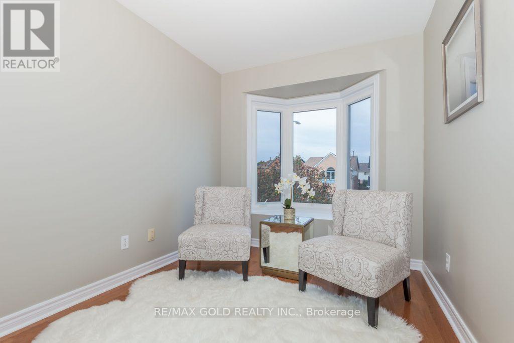 5646 Bell Harbour Drive, Mississauga, Ontario  L5M 5J3 - Photo 38 - W12526684