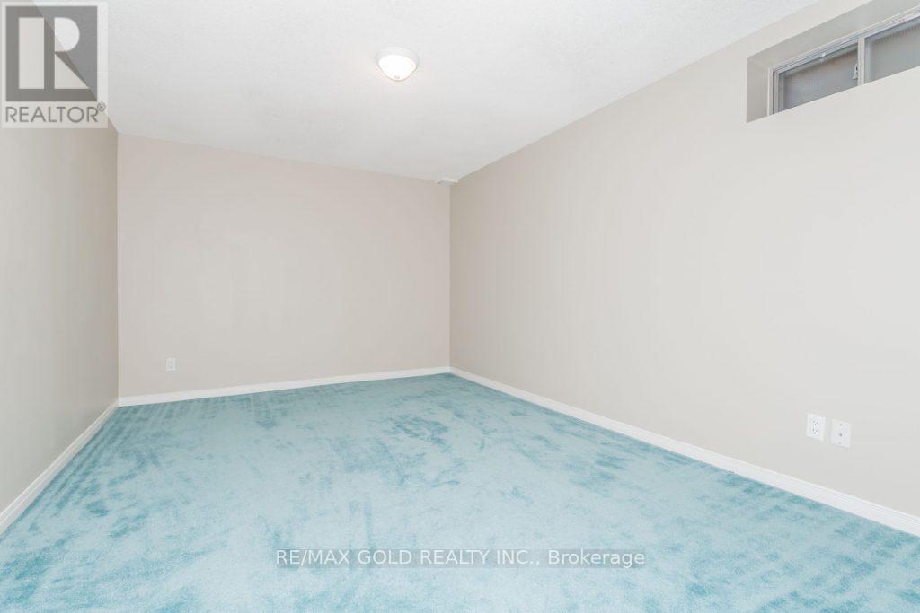 5646 Bell Harbour Drive, Mississauga, Ontario  L5M 5J3 - Photo 45 - W12526684