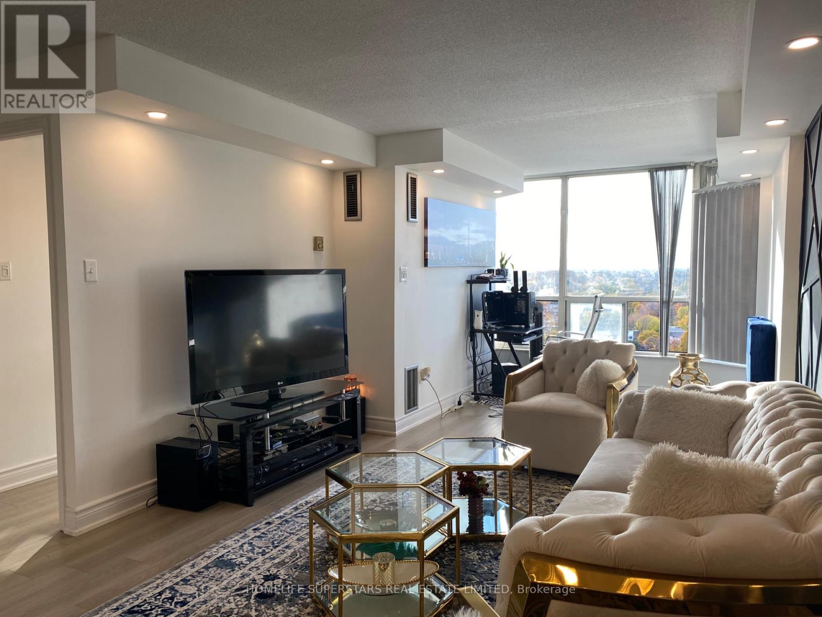 1605 - 22 Hanover Road, Brampton, Ontario  L6S 5K7 - Photo 10 - W12526686