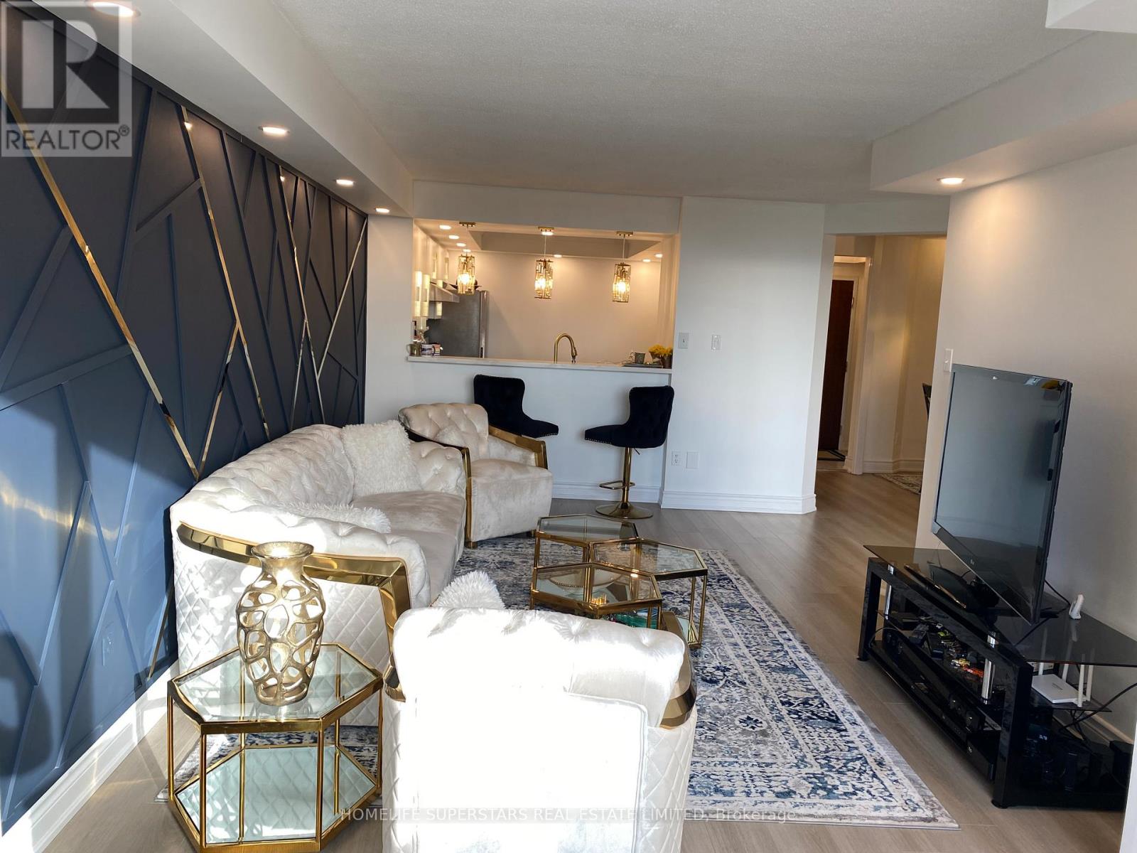 1605 - 22 Hanover Road, Brampton, Ontario  L6S 5K7 - Photo 11 - W12526686