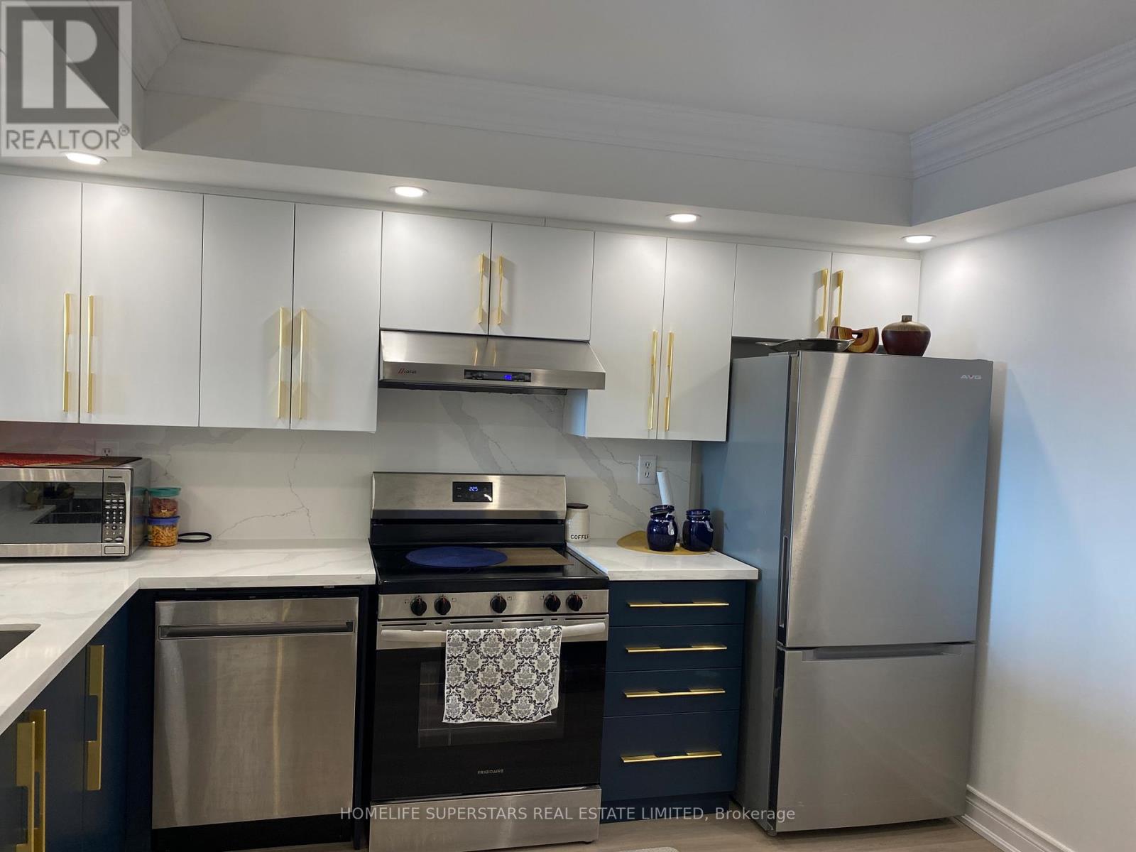 1605 - 22 Hanover Road, Brampton, Ontario  L6S 5K7 - Photo 17 - W12526686