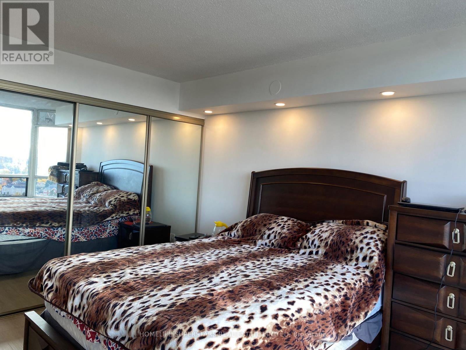 1605 - 22 Hanover Road, Brampton, Ontario  L6S 5K7 - Photo 22 - W12526686