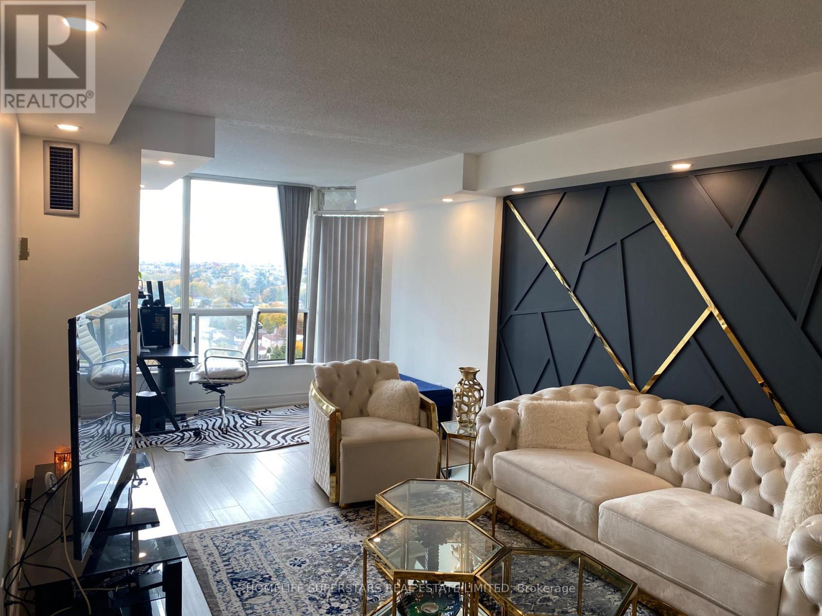 1605 - 22 Hanover Road, Brampton, Ontario  L6S 5K7 - Photo 7 - W12526686