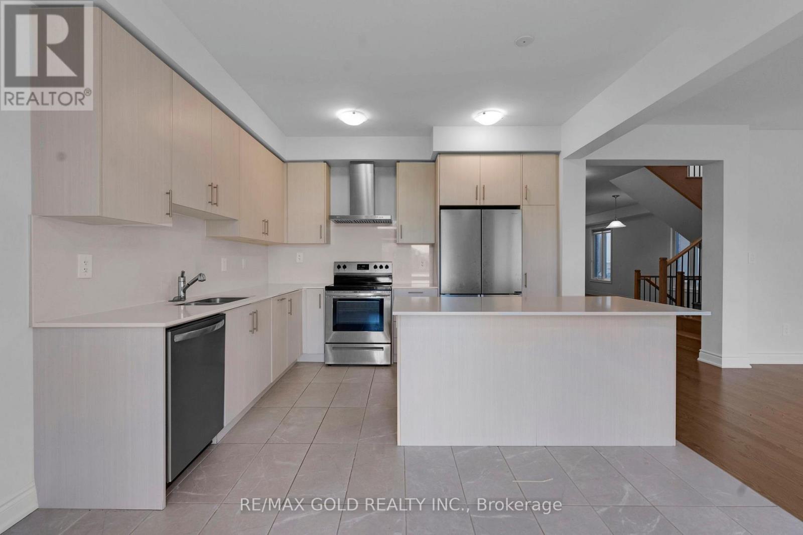 23 Bermondsey Way, Brampton, Ontario  L6Y 0E4 - Photo 14 - W12526688