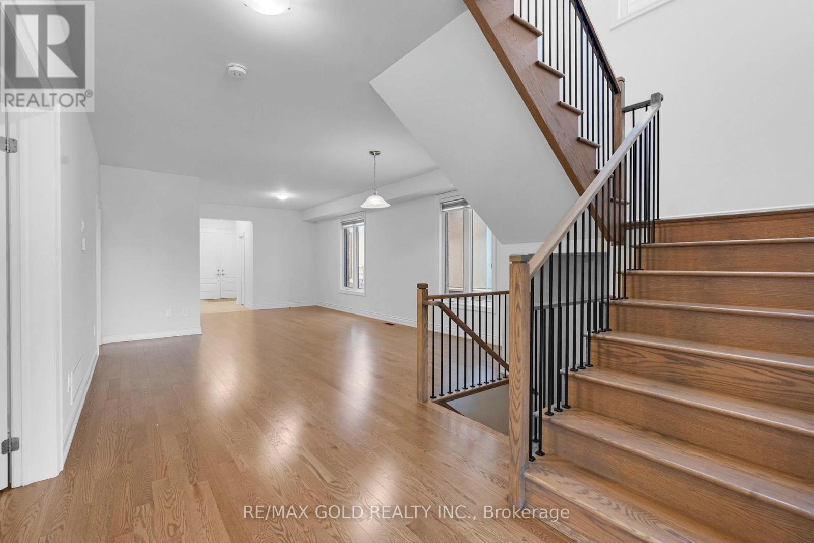 23 Bermondsey Way, Brampton, Ontario  L6Y 0E4 - Photo 19 - W12526688