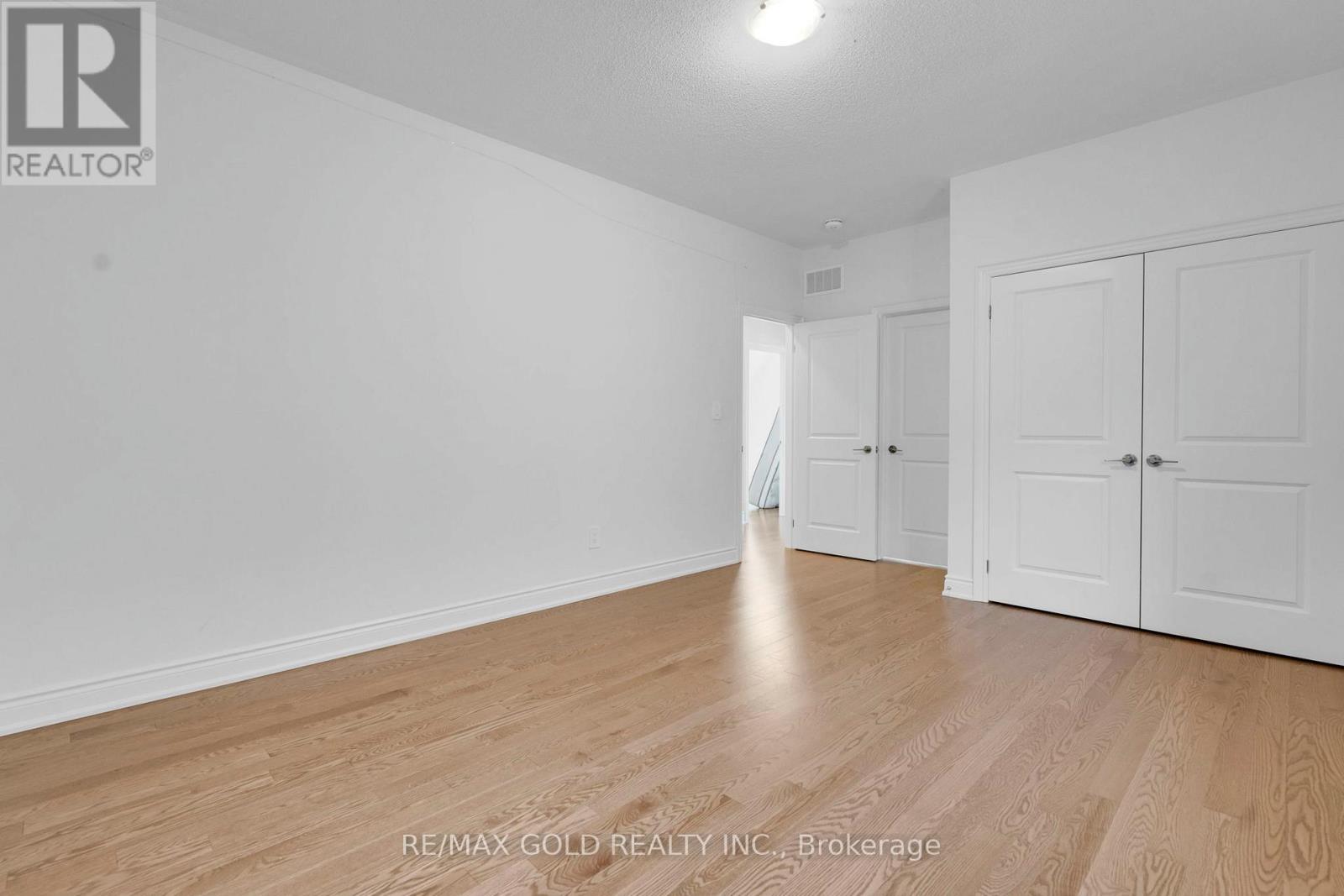 23 Bermondsey Way, Brampton, Ontario  L6Y 0E4 - Photo 31 - W12526688