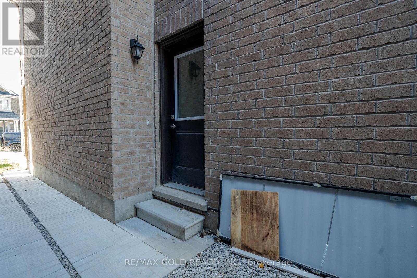 23 Bermondsey Way, Brampton, Ontario  L6Y 0E4 - Photo 40 - W12526688