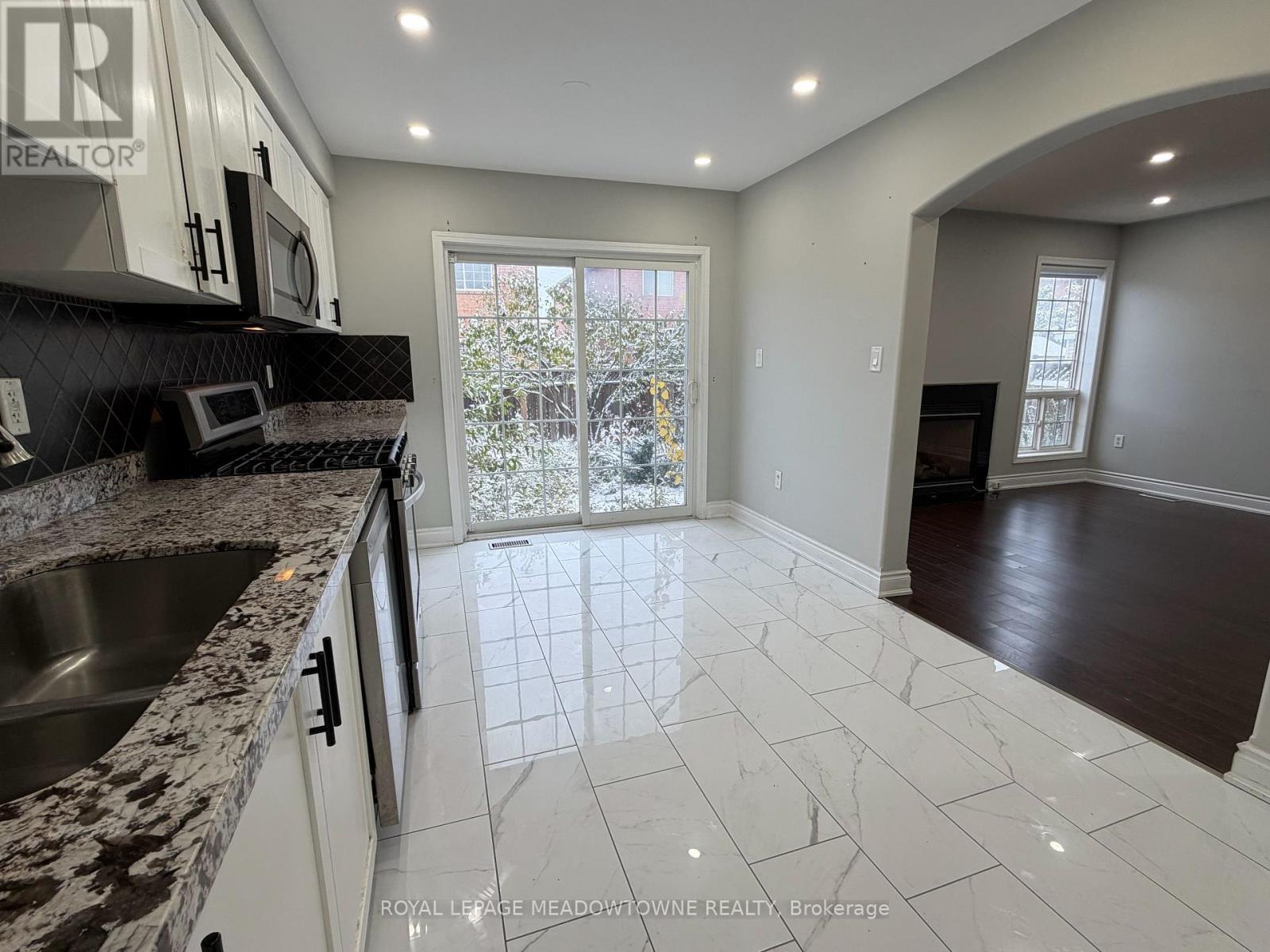 843 Thompson Road S, Milton, Ontario  L9T 6Y8 - Photo 12 - W12526700