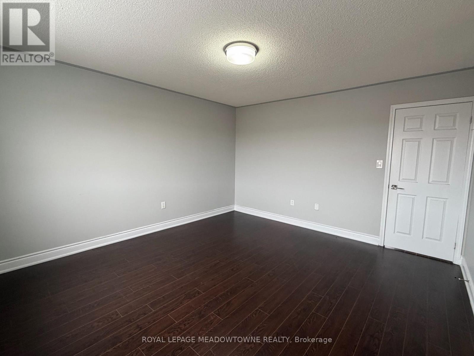 843 Thompson Road S, Milton, Ontario  L9T 6Y8 - Photo 15 - W12526700