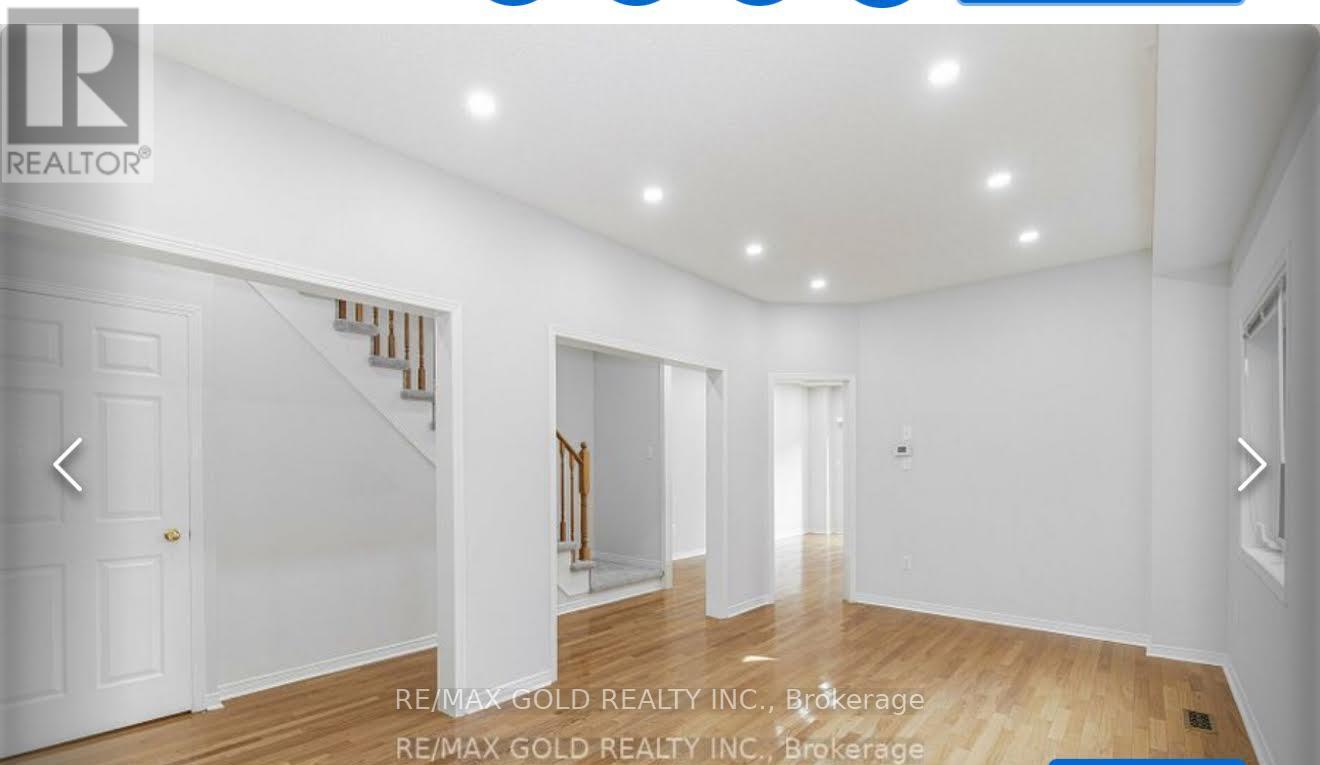 69 Portrush Trail, Brampton, Ontario  L6X 0R2 - Photo 8 - W12526708