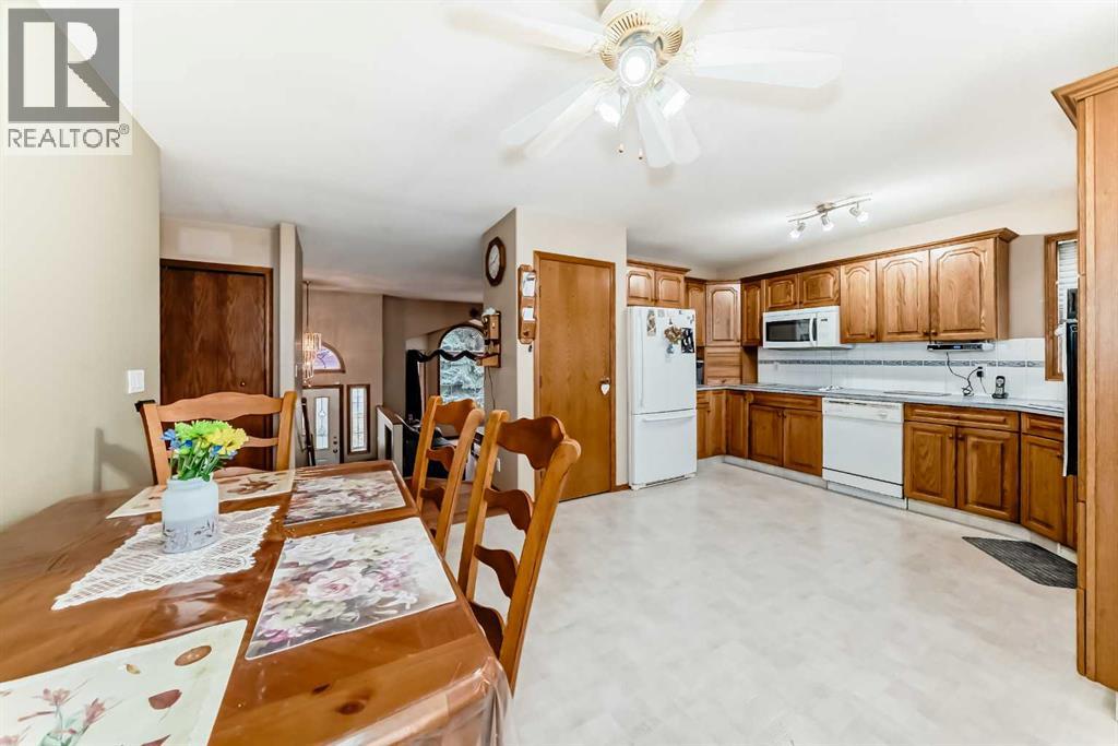 49 Kingston Drive, Red Deer, Alberta  T4P 3P9 - Photo 10 - A2268896