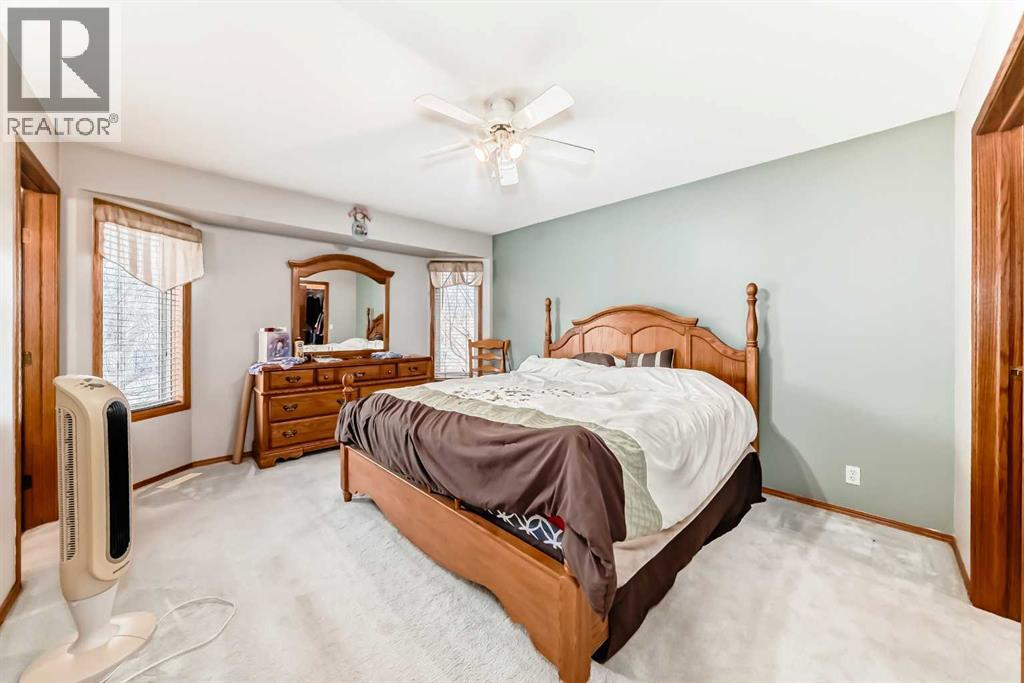 49 Kingston Drive, Red Deer, Alberta  T4P 3P9 - Photo 16 - A2268896