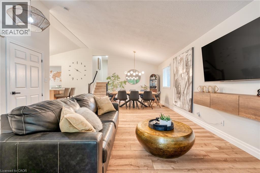 31 Bolzano Court, Hamilton, Ontario  L8W 3W7 - Photo 9 - 40780997