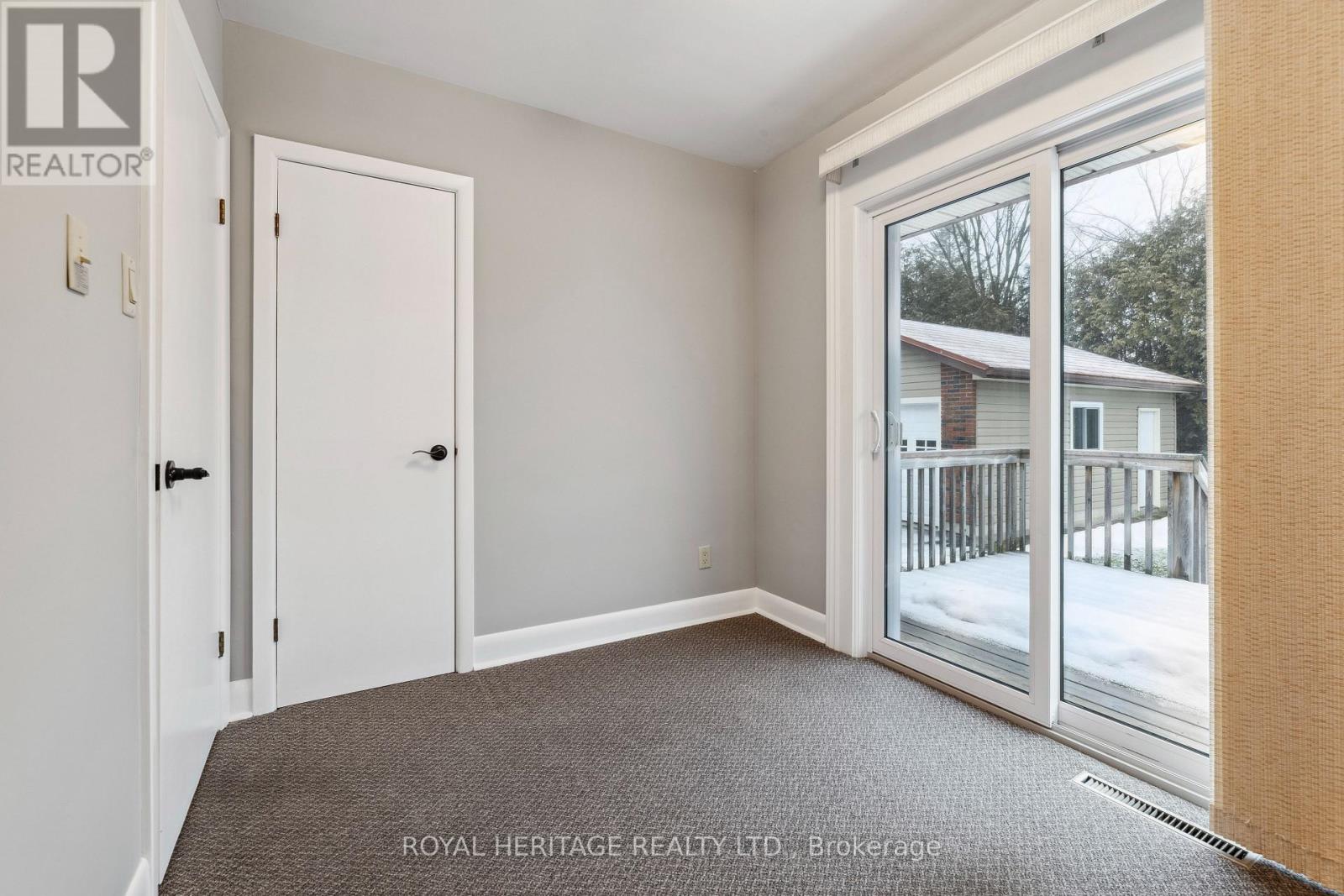 Upper Level/main Floor - 115 Albert Street N, Kawartha Lakes, Ontario K9V 4K6 - Photo 16 - X12526672