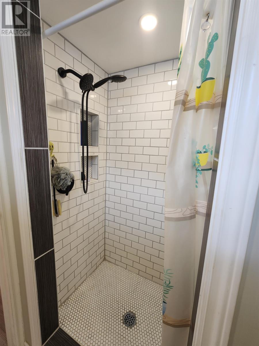 10 Dorothy St, Kakabeka Falls, Ontario P0T 1W0 - Photo 29 - TB253415