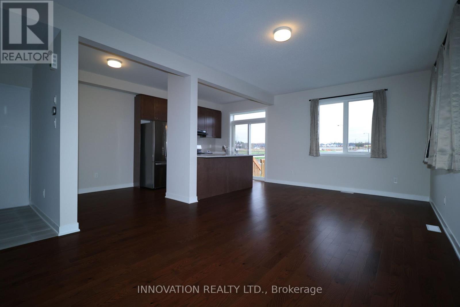 105 Tonic Crescent, Ottawa, Ontario K2W 0N1 - Photo 3 - X12526738