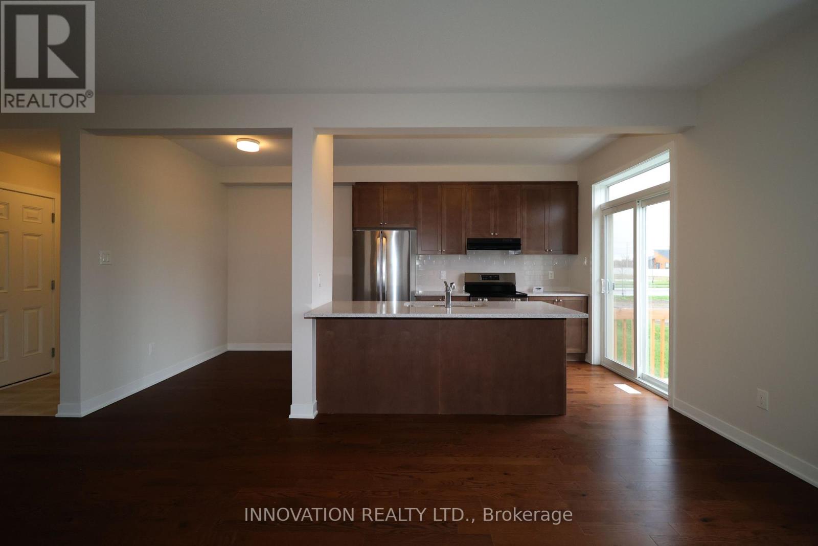 105 Tonic Crescent, Ottawa, Ontario K2W 0N1 - Photo 6 - X12526738