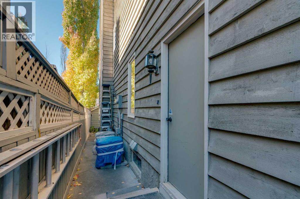 223 Shawnee Mews Sw, Calgary, Alberta  T2Y 1W4 - Photo 34 - A2269251