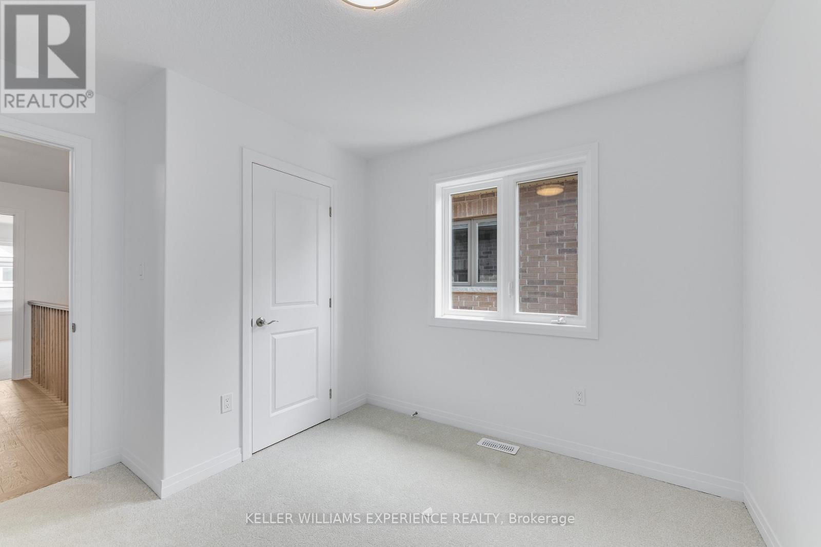 54 Sagewood Avenue, Barrie, Ontario  L9J 0K5 - Photo 31 - S12416062