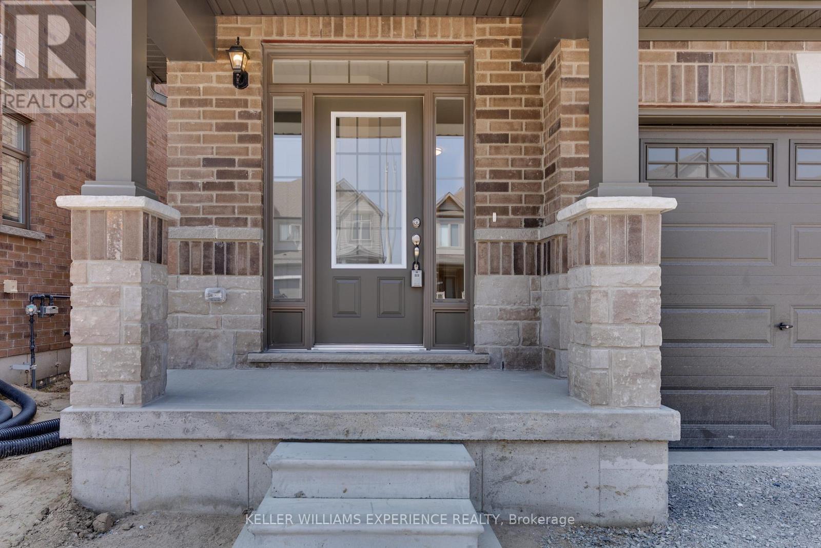 54 Sagewood Avenue, Barrie, Ontario  L9J 0K5 - Photo 5 - S12416062