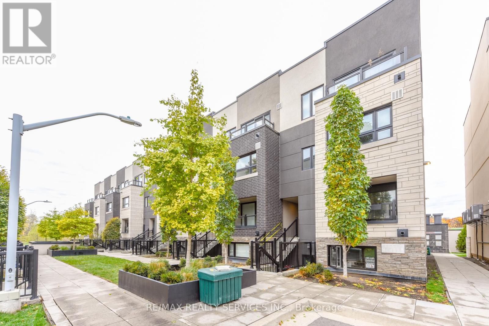 #209 - 1137 Cooke Boulevard, Burlington, Ontario  L7T 4A8 - Photo 23 - W12524200