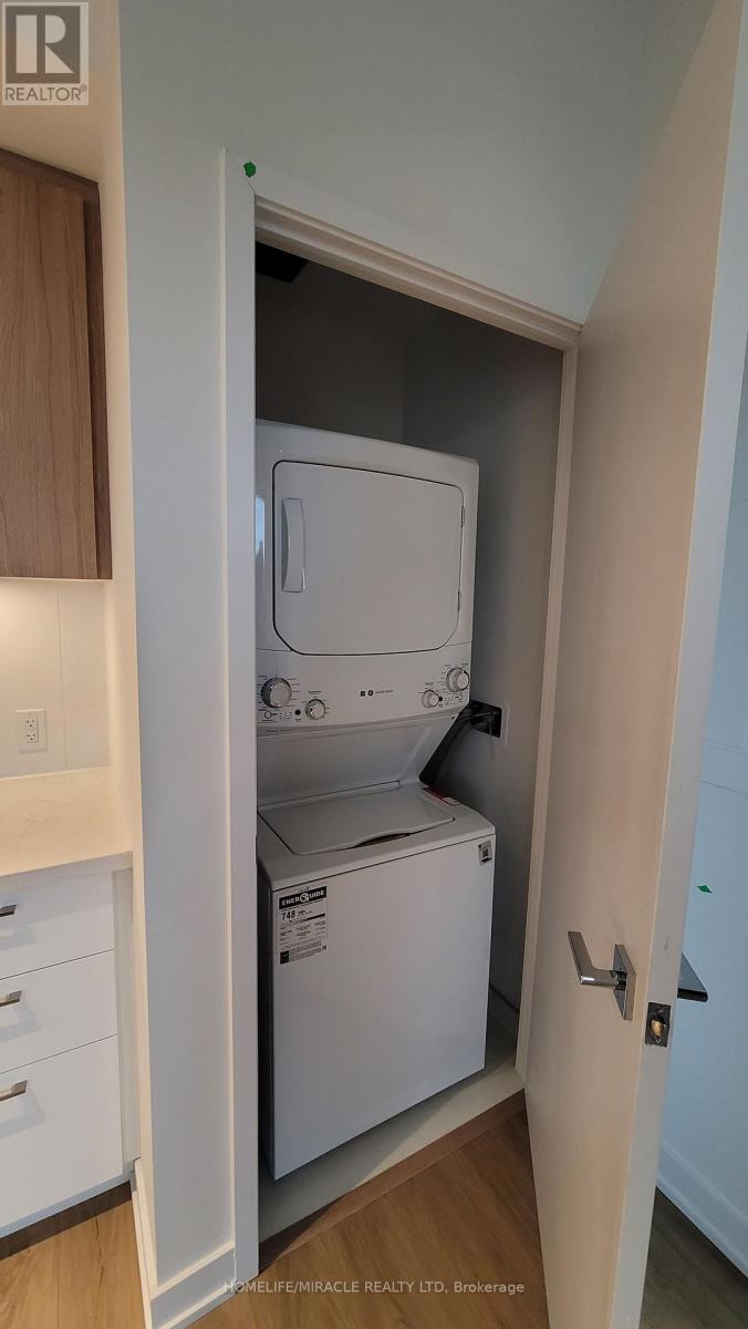 608 - 500 Plains Road E, Burlington, Ontario L7T 2E1 - Photo 17 - W12526704